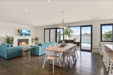 Magnificent Beach House - Northern Rivers Accommodation 3