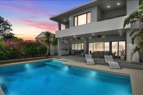 Magnificent Beach House - Northern Rivers Accommodation 0