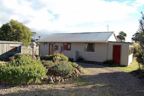 Engadine Cottage - Northern Rivers Accommodation 4