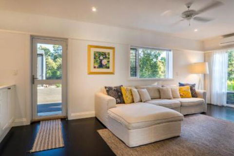 The White House At Wallcliffe Farms - Northern Rivers Accommodation 5