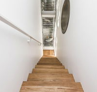 Two Storey Lux Apartment Near CBD - Northern Rivers Accommodation