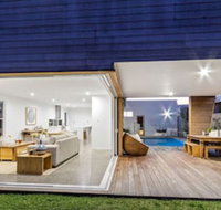 Luxe House Tweed Coast Holidays  - Northern Rivers Accommodation