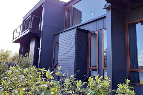 Amazing Unique Five-Star Waterfront Retreat - Northern Rivers Accommodation 1
