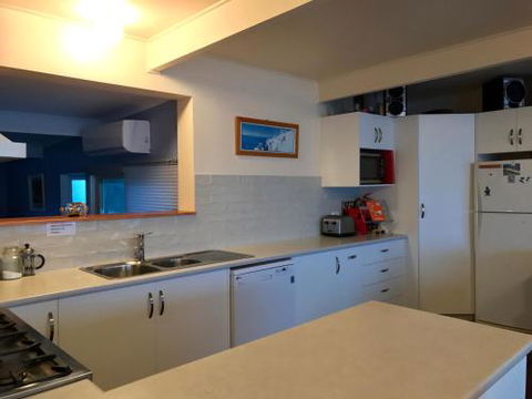 The Beach Shack - Northern Rivers Accommodation 1