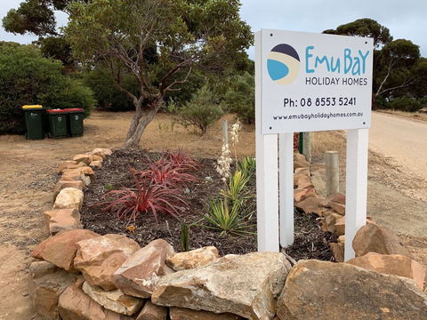 Emu Bay Holiday Homes - Northern Rivers Accommodation 0