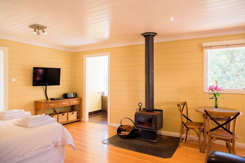 Avalon Private Spa Villa - Adults Only - Northern Rivers Accommodation 3