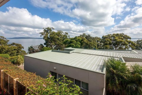 Moy At Nelson Bay, 2/30 Thurlow Avenue - Northern Rivers Accommodation 1