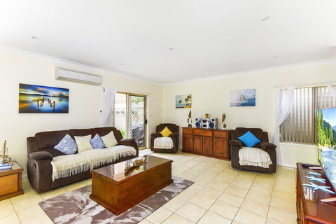 Annes Beach Getaway - Northern Rivers Accommodation 5