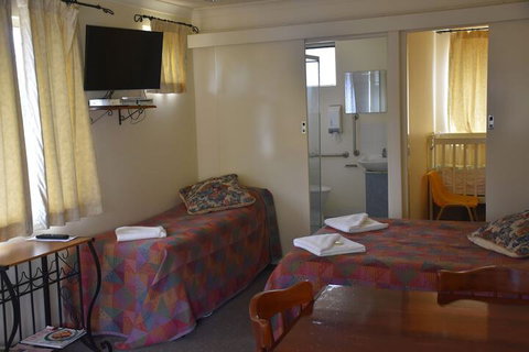 Valley Views Motel & Chalets - Northern Rivers Accommodation 1