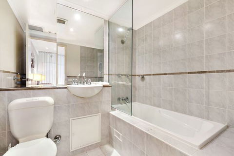 Surry Hills Modern One Bedroom Apartment - GOU - Northern Rivers Accommodation 5