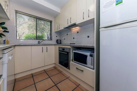 Mistral Court Unit 2 / 17 Mistral Close - Northern Rivers Accommodation 4