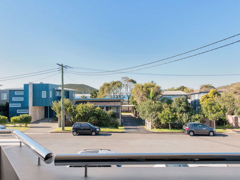 Footprints At Fingal Bay - Northern Rivers Accommodation 1
