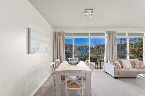 The Helm, Unit 1, 22 Voyager Close - Northern Rivers Accommodation 7
