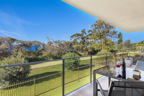 The Helm, Unit 1, 22 Voyager Close - Northern Rivers Accommodation 2