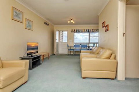 Quarterdeck Unit 4 / 12 Magnus Street - Northern Rivers Accommodation 0