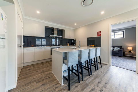 Tomaree Road 19 The Cottage - Northern Rivers Accommodation 3