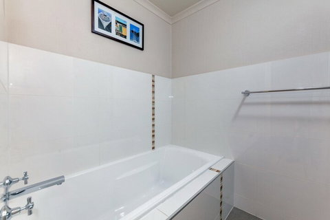 Bay Parklands Beachside Paradise 57 2 Gowrie Ave - Northern Rivers Accommodation 3