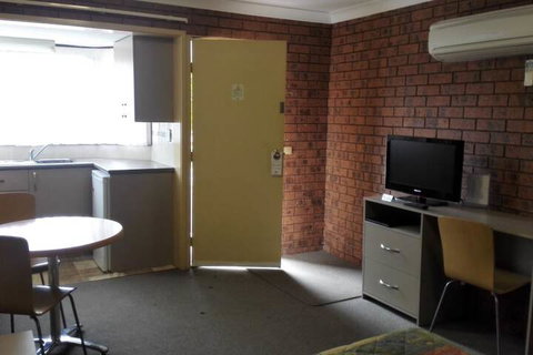 Bomaderry Motor Inn - Northern Rivers Accommodation 6