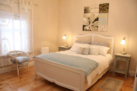 Azalea Cedar-Rose Villa - Northern Rivers Accommodation 3
