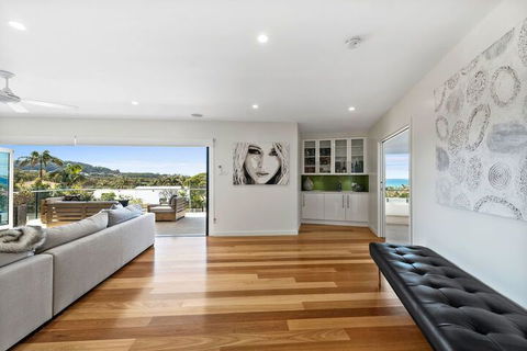 Ultimate Beach House - Northern Rivers Accommodation 2