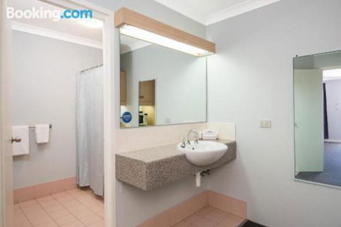 MIDAS MOTEL KALGOORLIE - Northern Rivers Accommodation 7