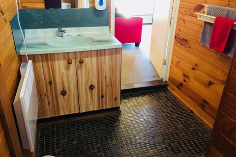 Anglers Reach Lakeside Village - Northern Rivers Accommodation 1