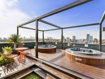 ERICA, 2BDR South Yarra Apartment - Northern Rivers Accommodation 1