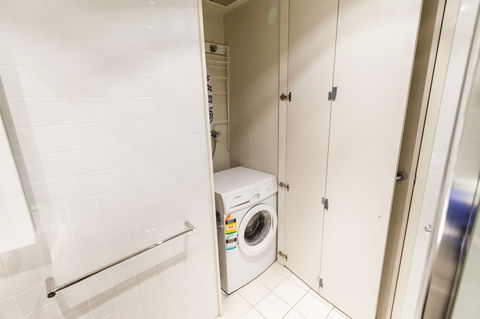 WESLEY, 2BDR Carlton Apartment - Northern Rivers Accommodation 0