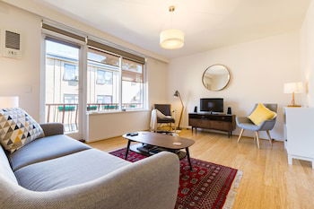 ROSIE, 2BDR St.Kilda Apartment - Northern Rivers Accommodation 0