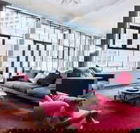 CYNTHIA 2BDR Melbourne Apartment - Northern Rivers Accommodation