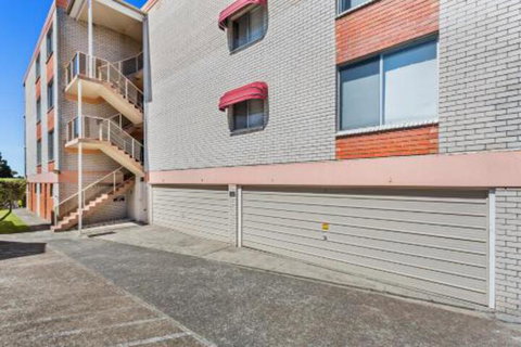 2 BEDROOM APARTMENT LAMAN LODGE UNIT 2 - Northern Rivers Accommodation 5