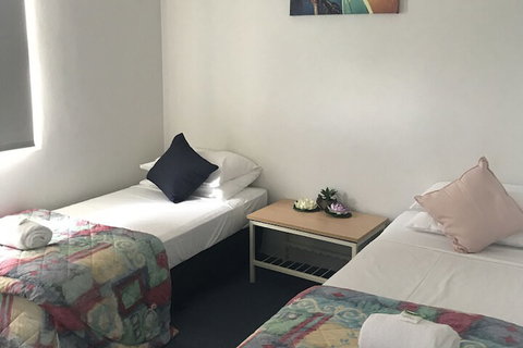 Tin Can Bay Budget Accommodation - Northern Rivers Accommodation 5