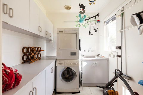 KELLY, 3BDR Northcote House - Northern Rivers Accommodation 2