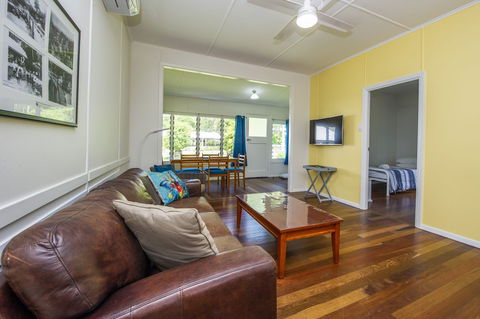 Kooyong Apartment 4 - Northern Rivers Accommodation 1