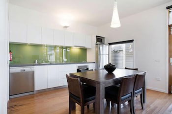 Triggerplant 2 - Northern Rivers Accommodation 2