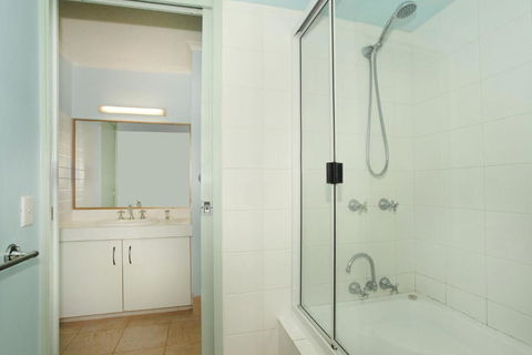 Unit 2 Biriny Lodge 1686 1689 David Low Way Coolum Beach - Northern Rivers Accommodation 3