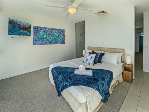 1 Bright Point Apartment 2305 - Northern Rivers Accommodation 0