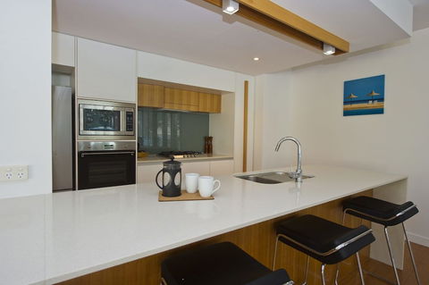 Maggies Beachfront Apt. 10 - Northern Rivers Accommodation 2