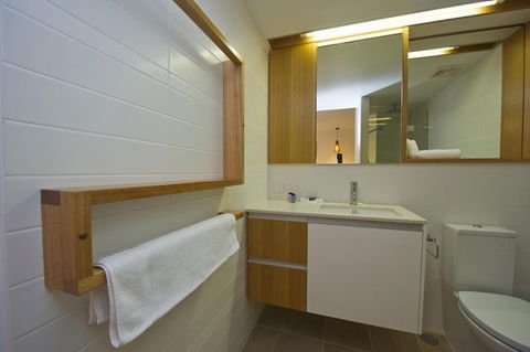 Maggies Beachfront Apt. 7 - Northern Rivers Accommodation 6
