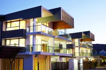Maggies Beachfront Apt. 7 - Northern Rivers Accommodation 0