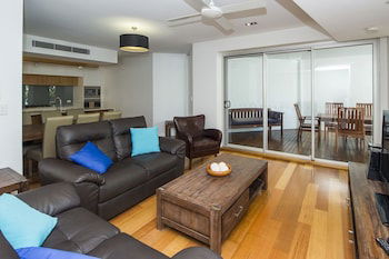 Maggies Beachfront Apt. 11 - Northern Rivers Accommodation 0