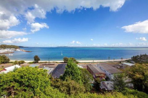 Quarterdeck Unit 5 12 Magnus Street - Northern Rivers Accommodation 5