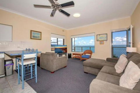 Quarterdeck Unit 5 12 Magnus Street - Northern Rivers Accommodation 4
