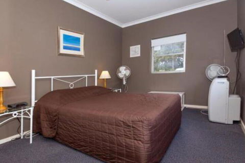 Quarterdeck Unit 5 12 Magnus Street - Northern Rivers Accommodation 2