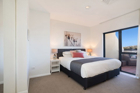 Beau Monde Apartments Newcastle - Boulevard Apartments - Northern Rivers Accommodation 2