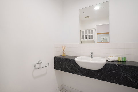 Beau Monde Apartments Newcastle - Boulevard Apartments - Northern Rivers Accommodation 3