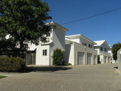 Unit 9 Marcoola Shores 1 Flindersia Street Marcoola 500 BOND LINEN INCLUDED - Northern Rivers Accommodation 5