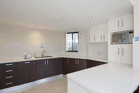 Dolphin Cove Unit 13 / 2 6 Government Road - Northern Rivers Accommodation 4