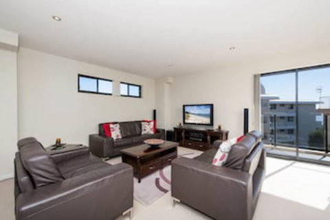 Dolphin Cove Unit 13 / 2 6 Government Road - Northern Rivers Accommodation 0