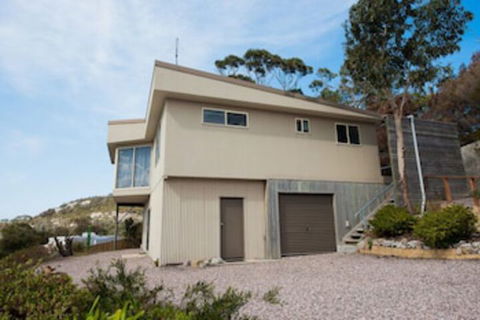 Hilltop Haven - Northern Rivers Accommodation 0